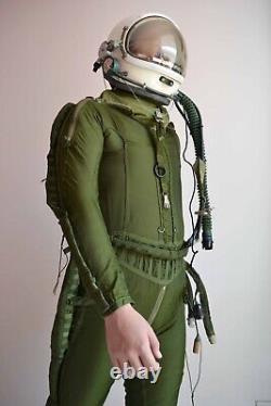 Chinese pilot flight helmet, high altitude pressure fly suit