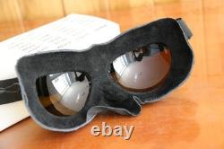 Early Air Force MiG Pilot Southern Winter Helmet, Oxygen mask, Brown Goggles