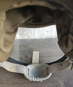 Military Pilot Flight Helmet CAL-MIL Model AD10P0B9B Sz 7-71/8 With Oxygen Mask