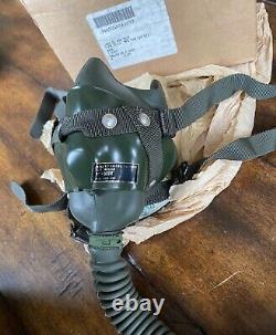 NOS MS22001 PILOT FLIGHT HELMET OXYGEN MASK Dated 84 to 88