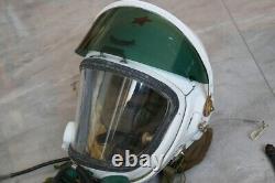 ORIGINAL HIGH ALTITUDE MIG-21 FIGHTER PILOT FLIGHT HELMET (1#/LARGEST)No. 0311141