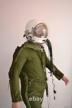 Surplus Fighter Pilot High Altitude Sealed Helmet, Anti Load Suit DC-3