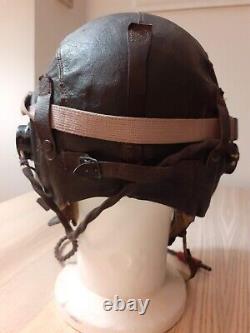US figther pilot WW II leather helmet with goggles and oxy mask