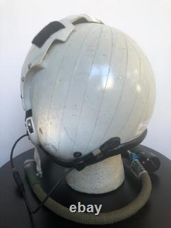 USMC HGU-33 fighter pilot flight helmet F-4, F-18, Harrier AV-8, size medium USMC HGU-33 fighter pilot flight helmet F-4, F-18, Harrier AV-8, size medium