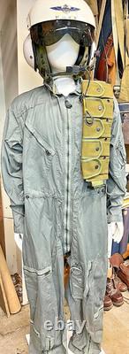 Vintage US Air Force flight suit and the SPH flight helmet. Full-Set
