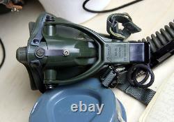 Vintage VIETNAM WAR ERA MBU-5/P Oxygen Mask Helmet Headset Flight Book Bag Lot