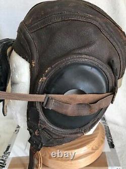 WW2 USN Pilots Leather Flight Helmet and Poloroid Flight Goggles