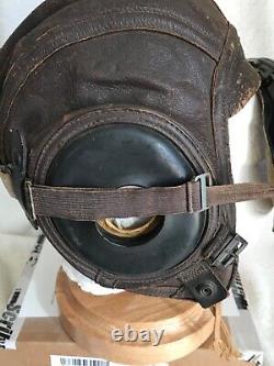 WW2 USN Pilots Leather Flight Helmet and Poloroid Flight Goggles