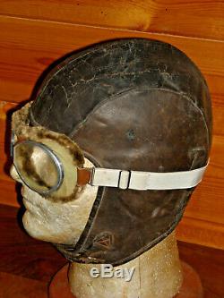 Ww2 (pre) Pilots Flight Helmet & Goggles